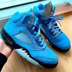 Nike Air Jordan 5 Retro SE ‘UNC’  size 10 Mens sneakers